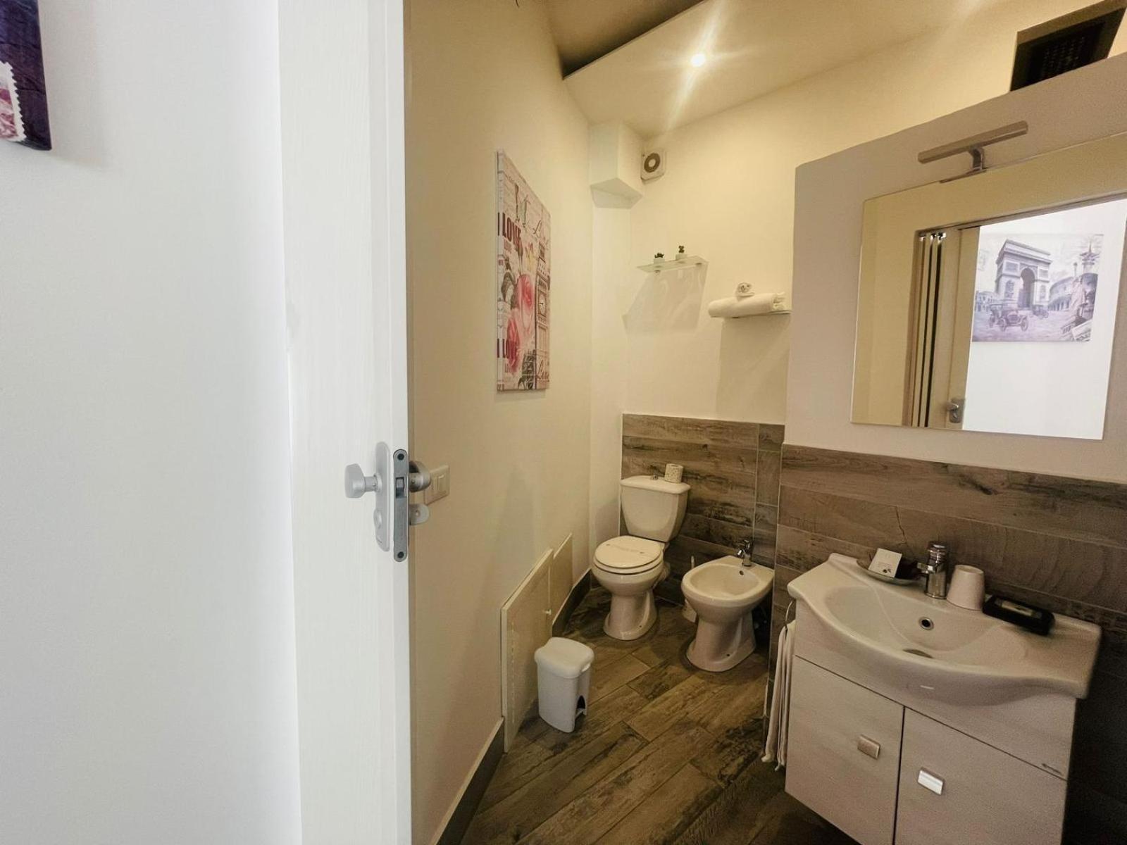 ニコロージ La Dama Dell'Etna Bed & Breakfast エクステリア 写真