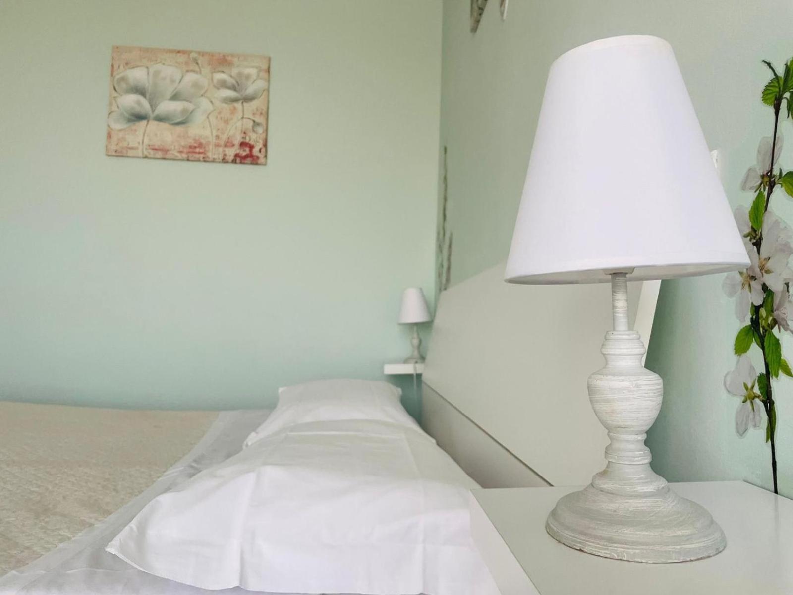 ニコロージ La Dama Dell'Etna Bed & Breakfast エクステリア 写真