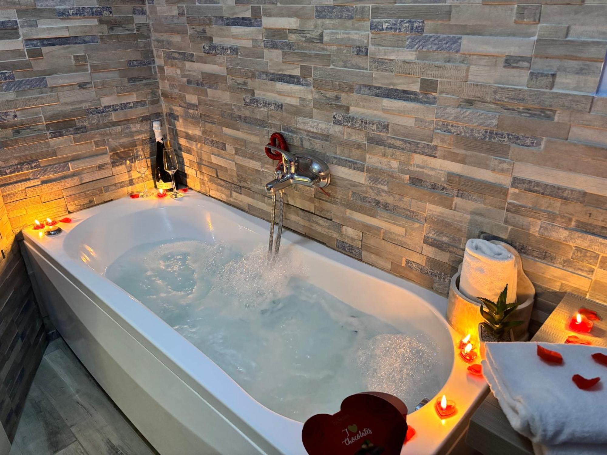 ニコロージ La Dama Dell'Etna Bed & Breakfast エクステリア 写真